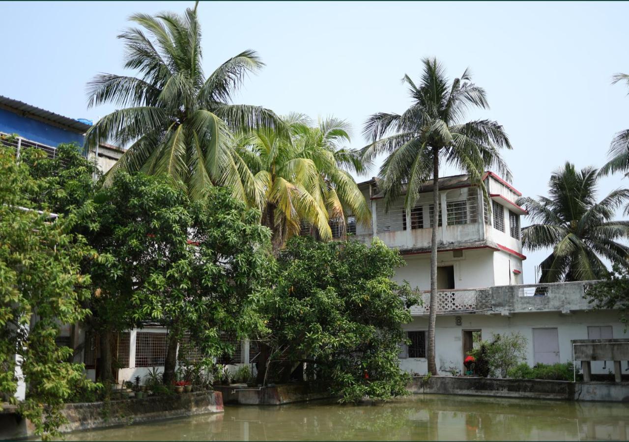 Kriya Yoga Wellness Hotel Dhablat ภายนอก รูปภาพ